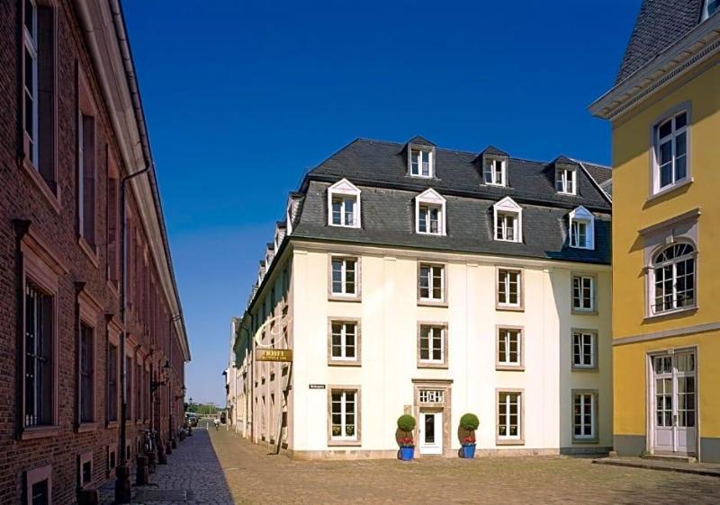 Orangerie image