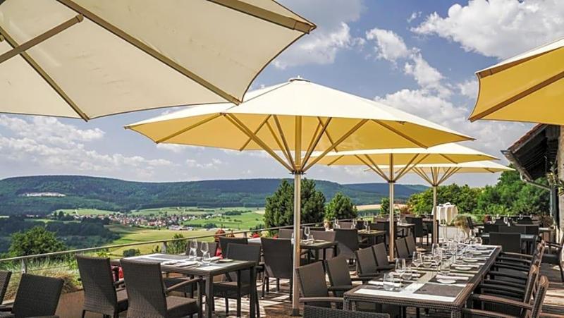 Hofgut Hohenkarpfen image