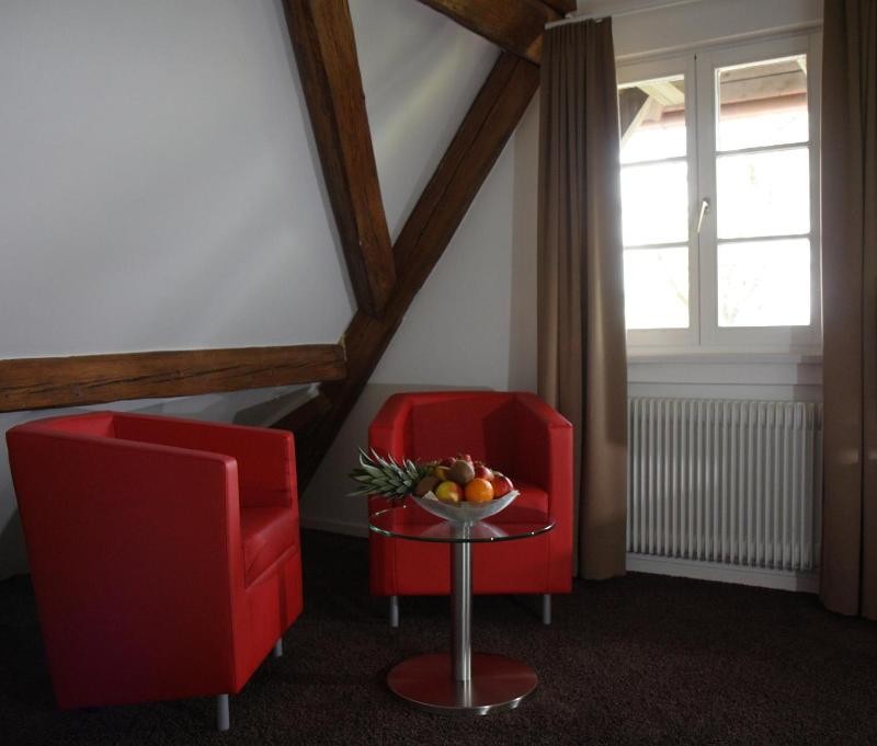 Hofgut Hohenkarpfen image