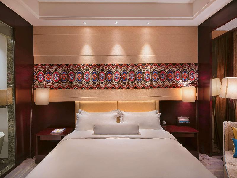 Movenpick Hotel Enshi image