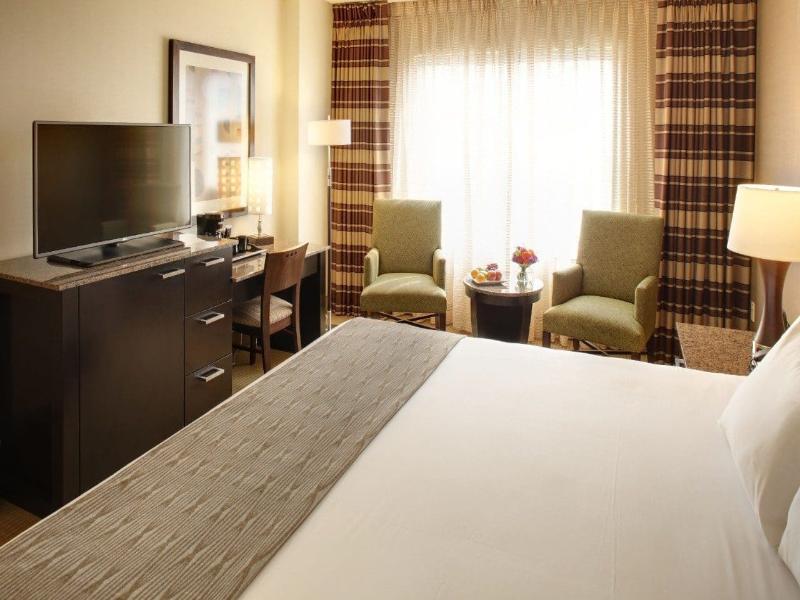 Isle Casino Hotel Bettendorf  image