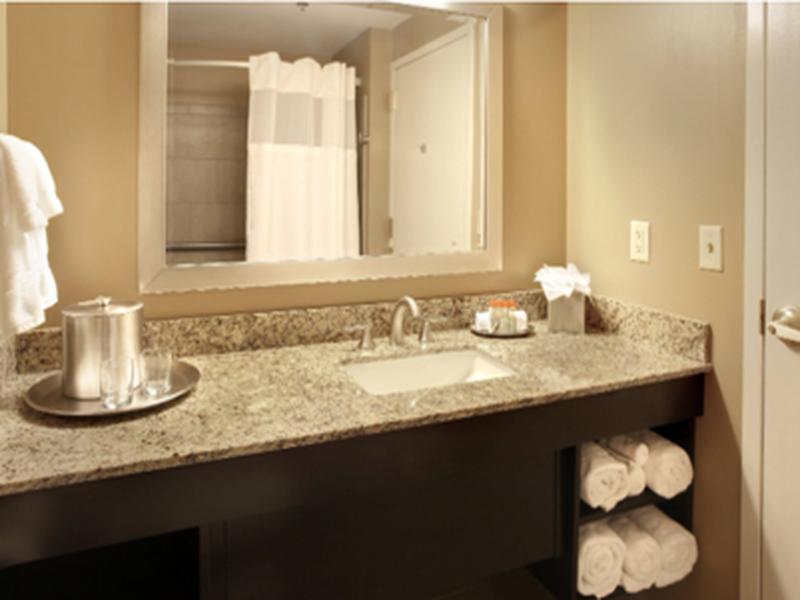 Isle Casino Hotel Bettendorf  image
