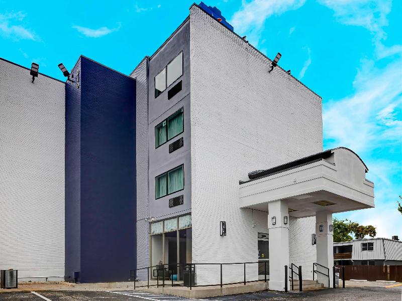 Motel 6 Arlington, TX - Entertainment District image
