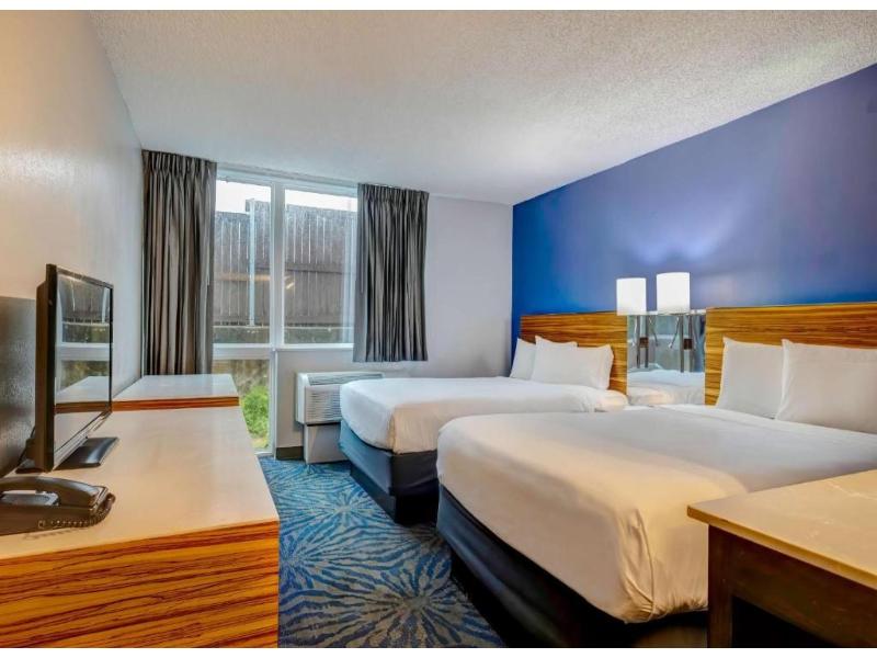 Motel 6 Arlington, TX - Entertainment District image