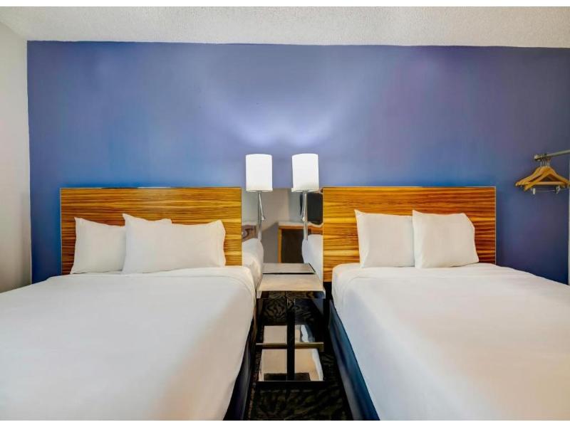 Motel 6 Arlington, TX - Entertainment District image