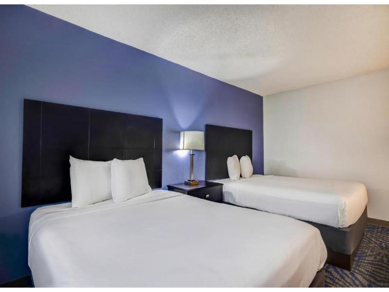 Motel 6 Arlington, TX - Entertainment District image