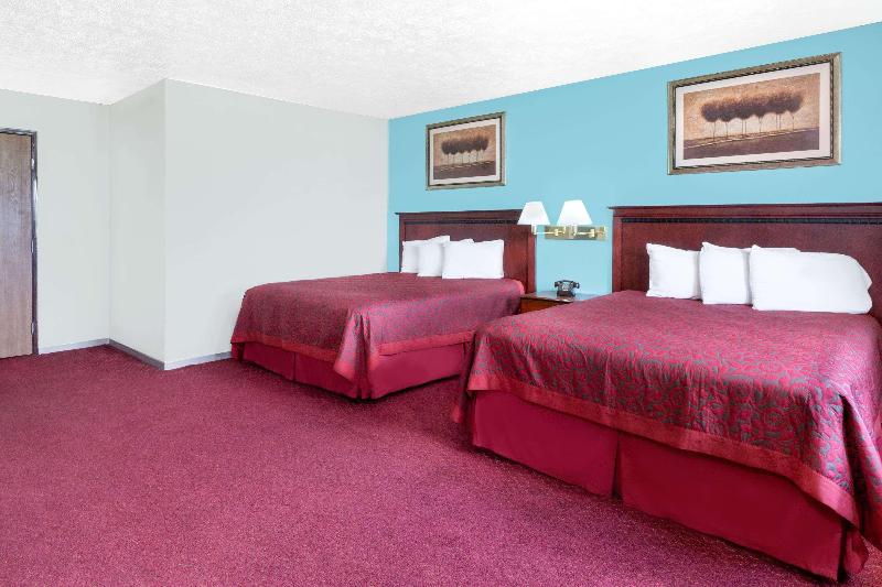 Days Inn by Wyndham Warrensburg image