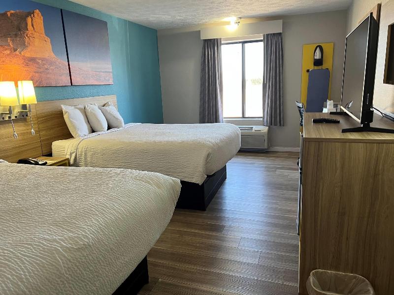 Days Inn by Wyndham Warrensburg image
