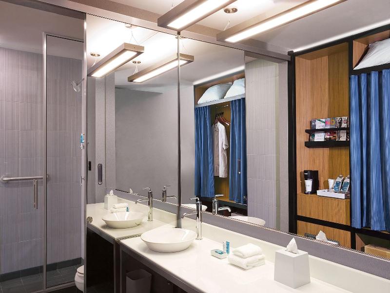 Aloft Las Colinas image