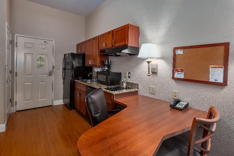 Candlewood Suites Decatur Medical Center photo 20