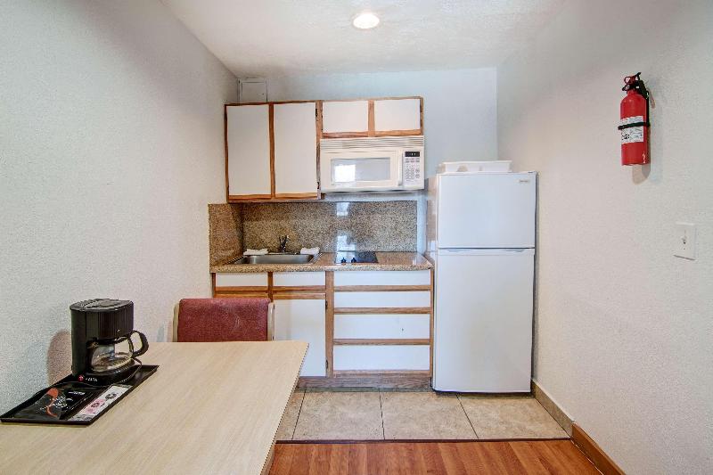 Studio 6 Grand Prairie Tx image