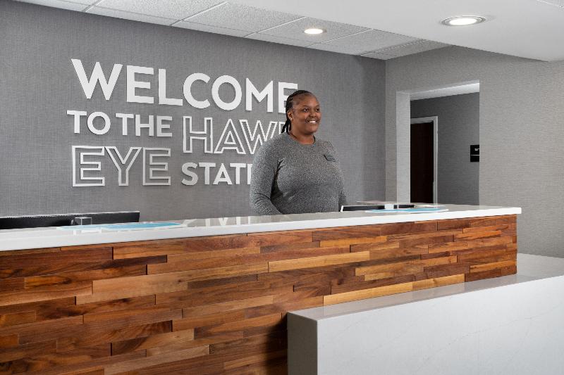 Holiday Inn Express & Suites Clinton image