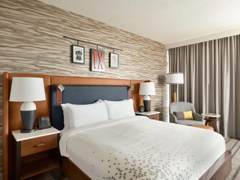 Renaissance Dallas Richardson Hotel image