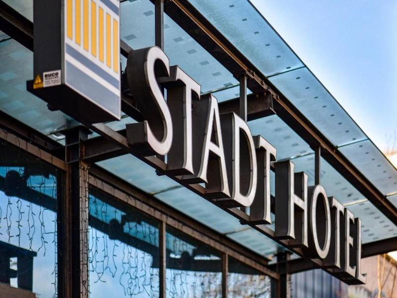 Stadthotel image