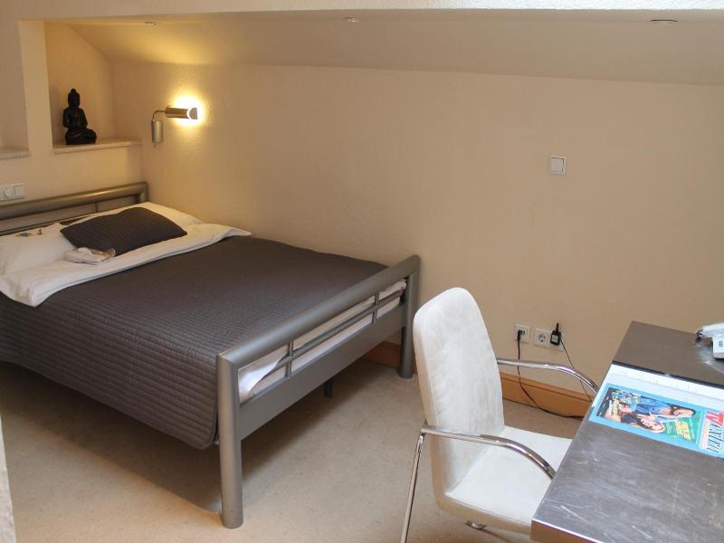 Stadthotel image