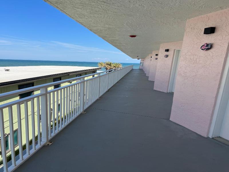 Flamingo Inn image