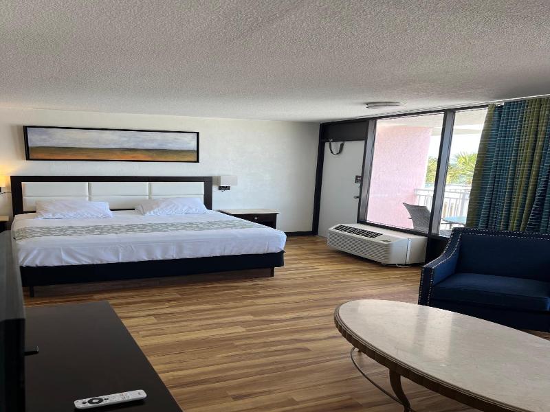 Flamingo Inn image