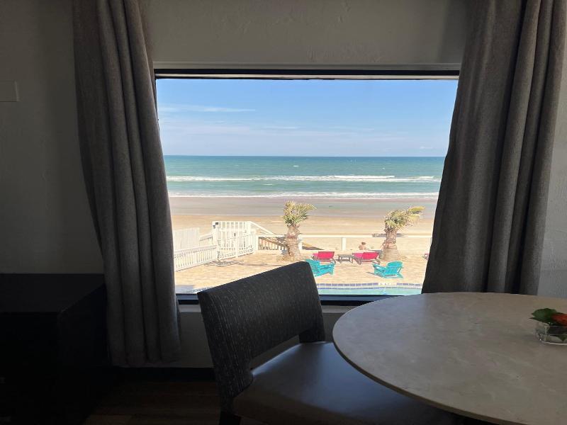 Flamingo Inn image