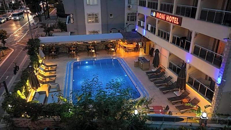 Moni Hotel — general view