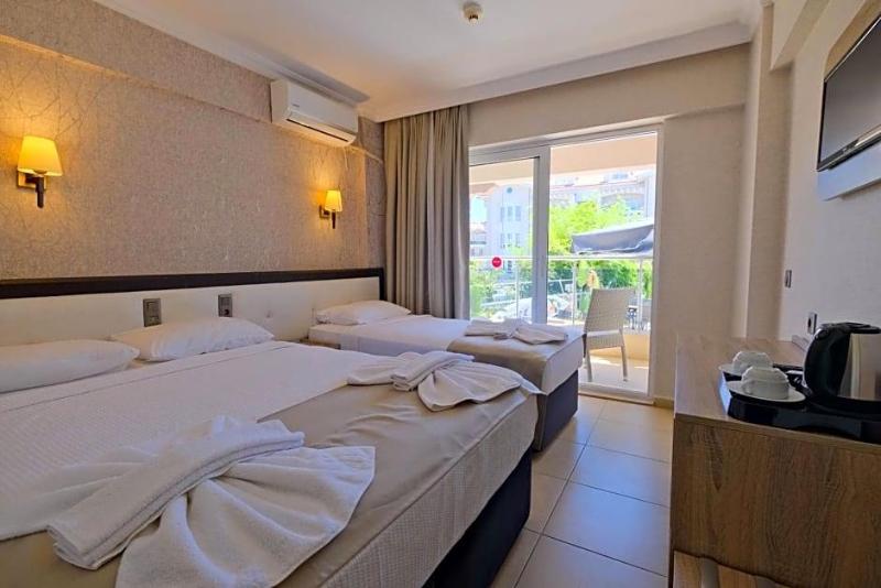 Moni Hotel image