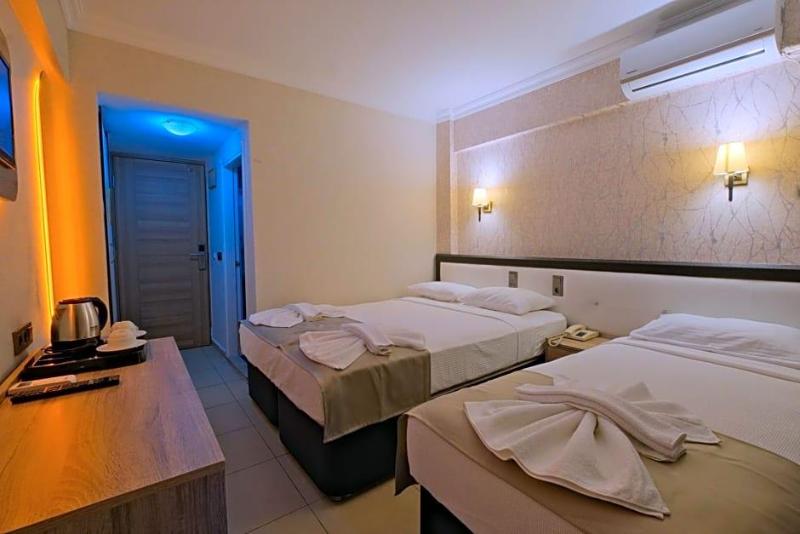 Moni Hotel image