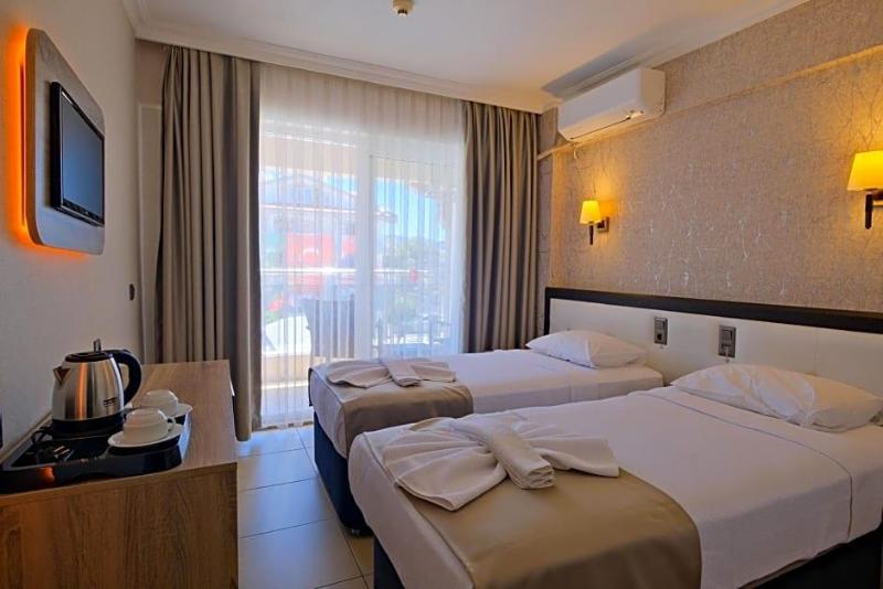 Moni Hotel image
