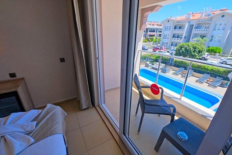 Moni Hotel image