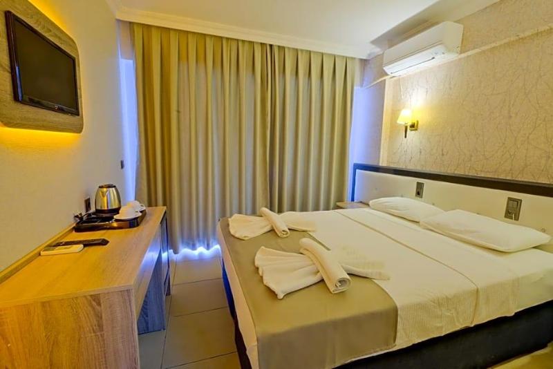 Moni Hotel image