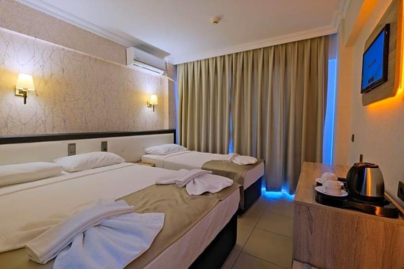 Moni Hotel image