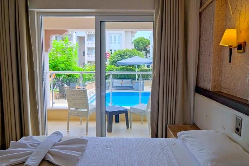 Moni Hotel image