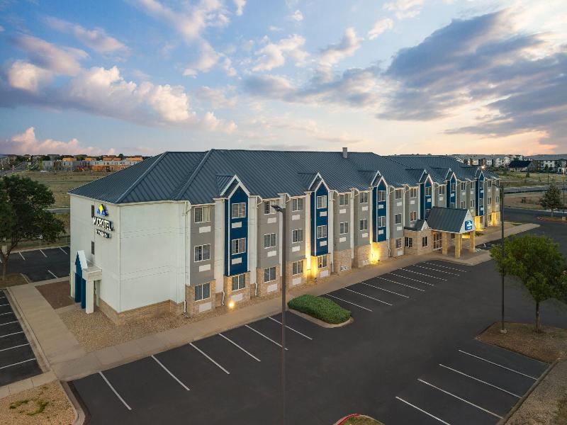 Microtel Inn & Suites By Wyndham Denver 5
