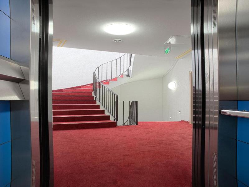 Hotel-Pension Am Schwanenteich image