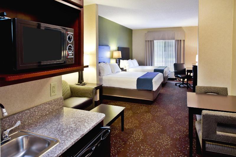 Holiday Inn Express & Suites Woodhaven image