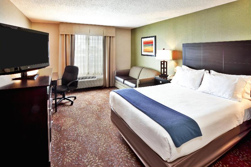 Holiday Inn Express & Suites Woodhaven photo 24
