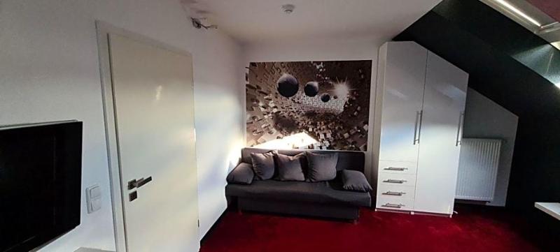 Come in image