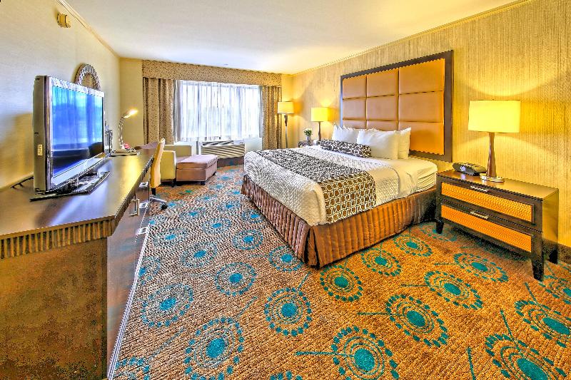 Brandywine Plaza Hotel SureStay Collection by BW