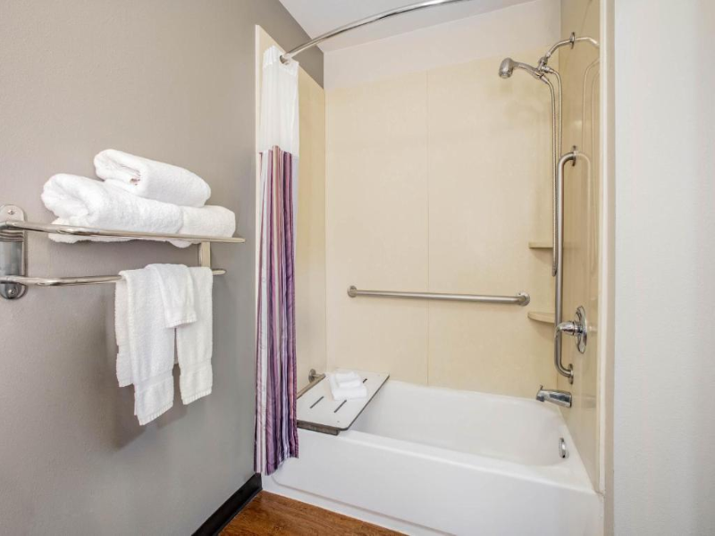 La Quinta Inn & Suites McKinney image
