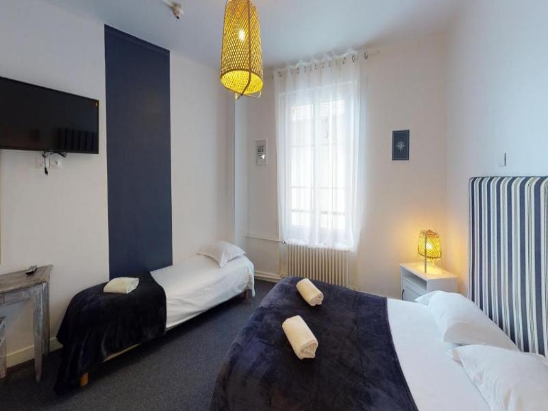 Hotel Estran image
