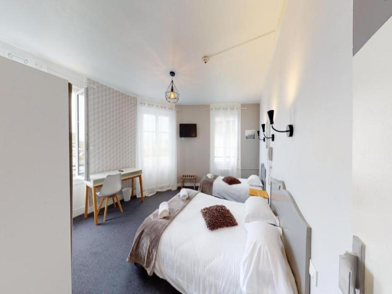 Hotel Estran image