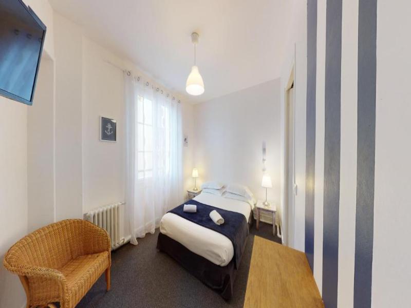 Hotel Estran image