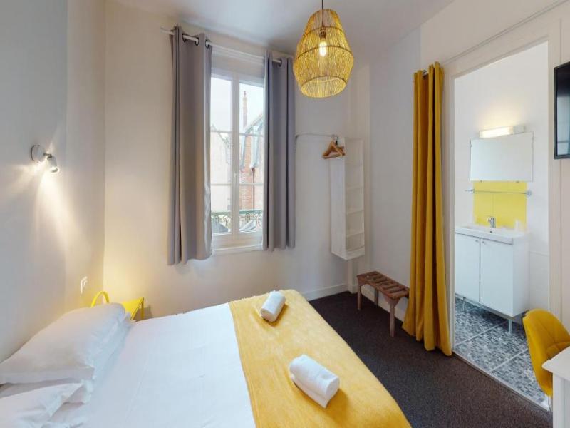 Hotel Estran image