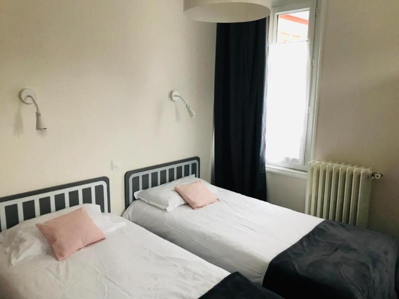 Hotel Estran image