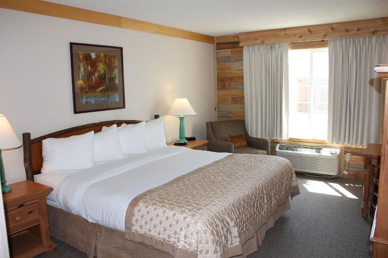 Flat Creek Inn & Suites image