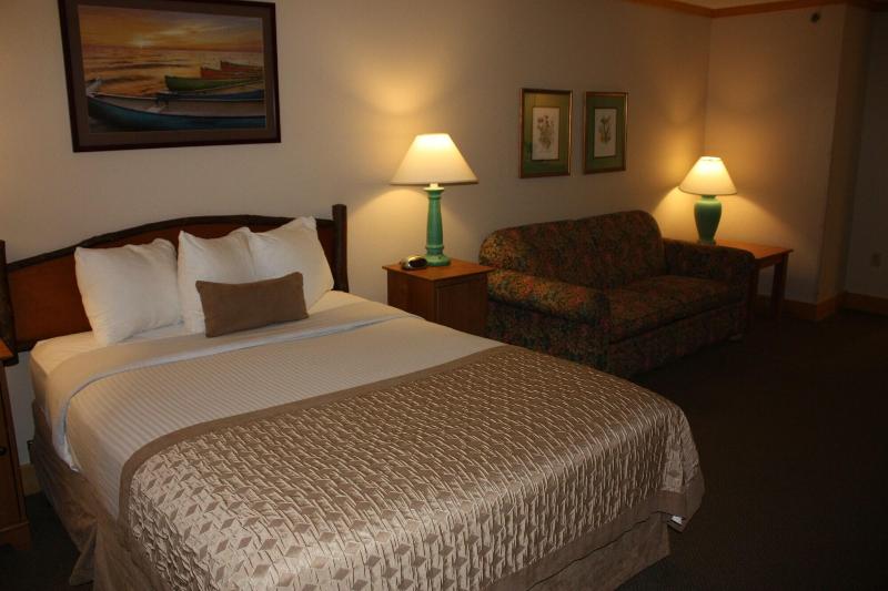 Flat Creek Inn & Suites image