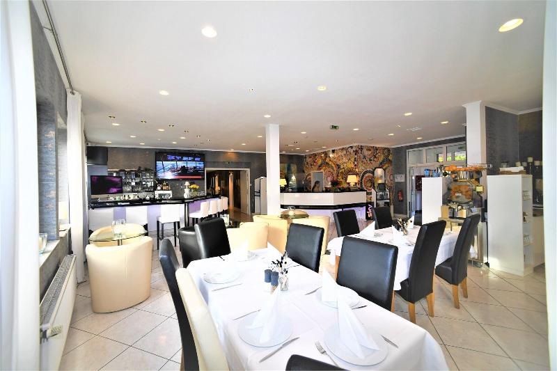 Ascot image