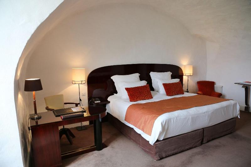 Chateau de Mercues image