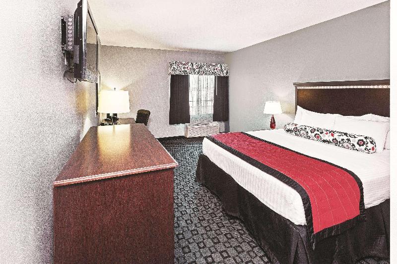 La Quinta Inn and Suites Decatur