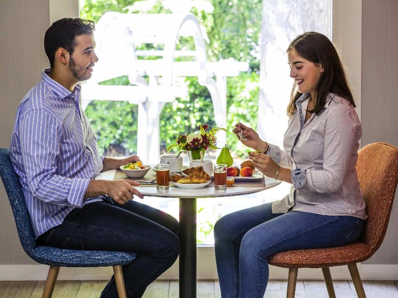 Mercure Castres L Occitan image