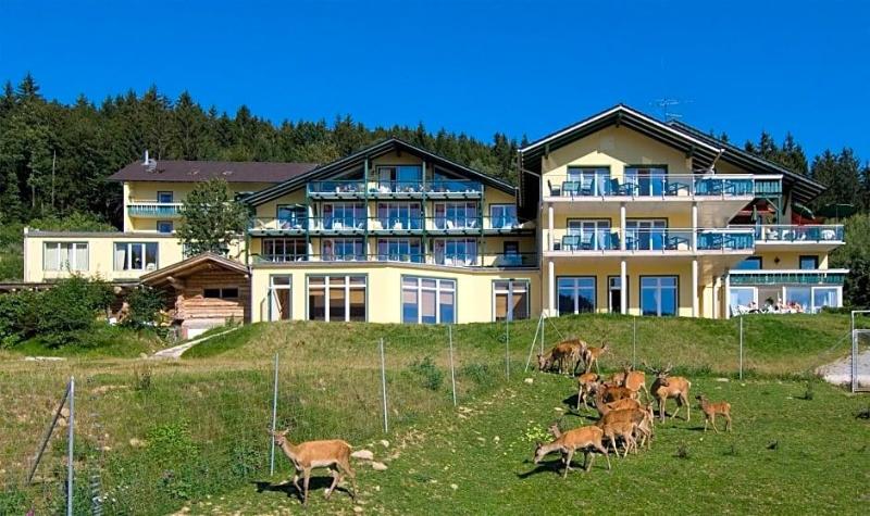 Reblingerhof image