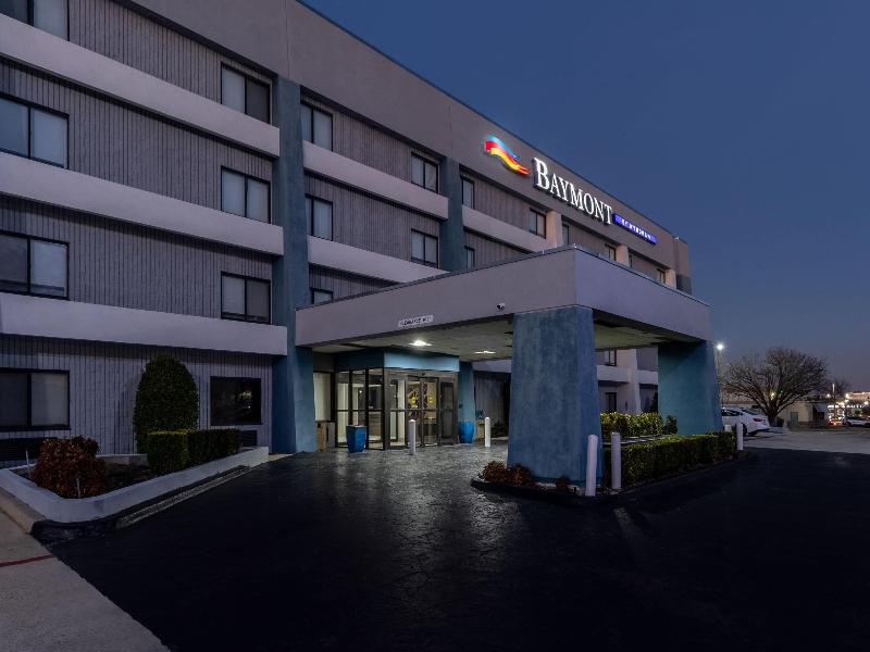 Baymont by Wyndham Arlington At Six Flags Dr image